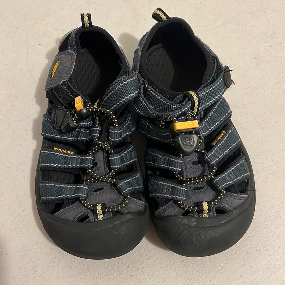 Keen washable sandals